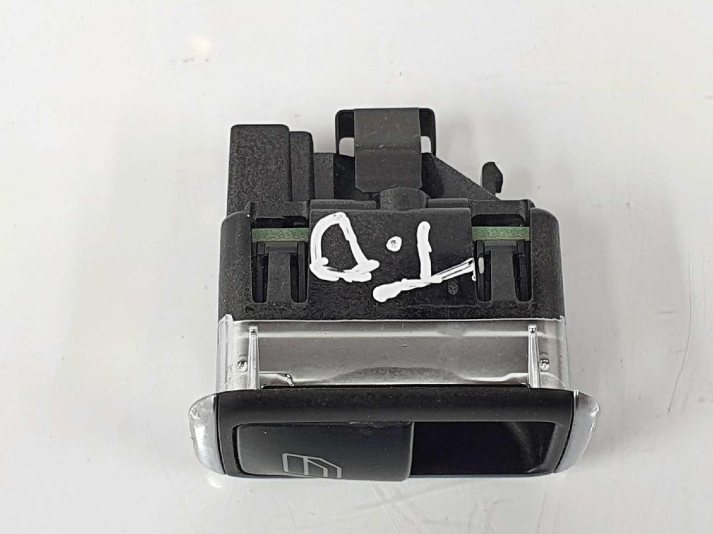 MERCEDES-BENZ B-Class W246 (2011-2020) Rear Right Door Window Control Switch A2049058102, 2049058102 19726209