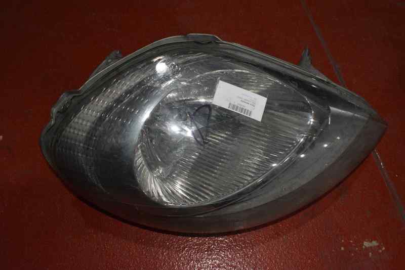 OPEL Vivaro A (2002-2006) Front Right Headlight 91165720, 2222DL 19871527