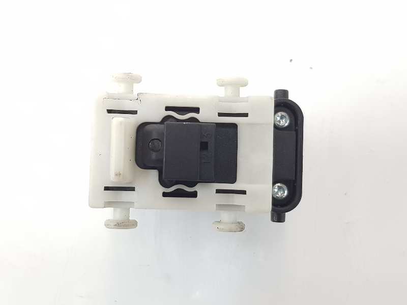 MERCEDES-BENZ C-Class W203/S203/CL203 (2000-2008) Front Right Door Window Switch A2038200210, 2038200210 19638358