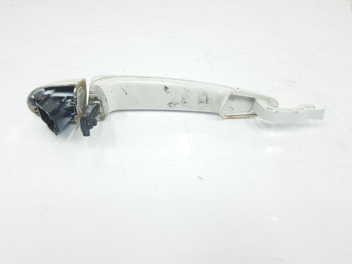 BMW 1 Series E81/E82/E87/E88 (2004-2013) Rear right door outer handle 51217207552, 51217207552, COLORBLANCO300 19793558