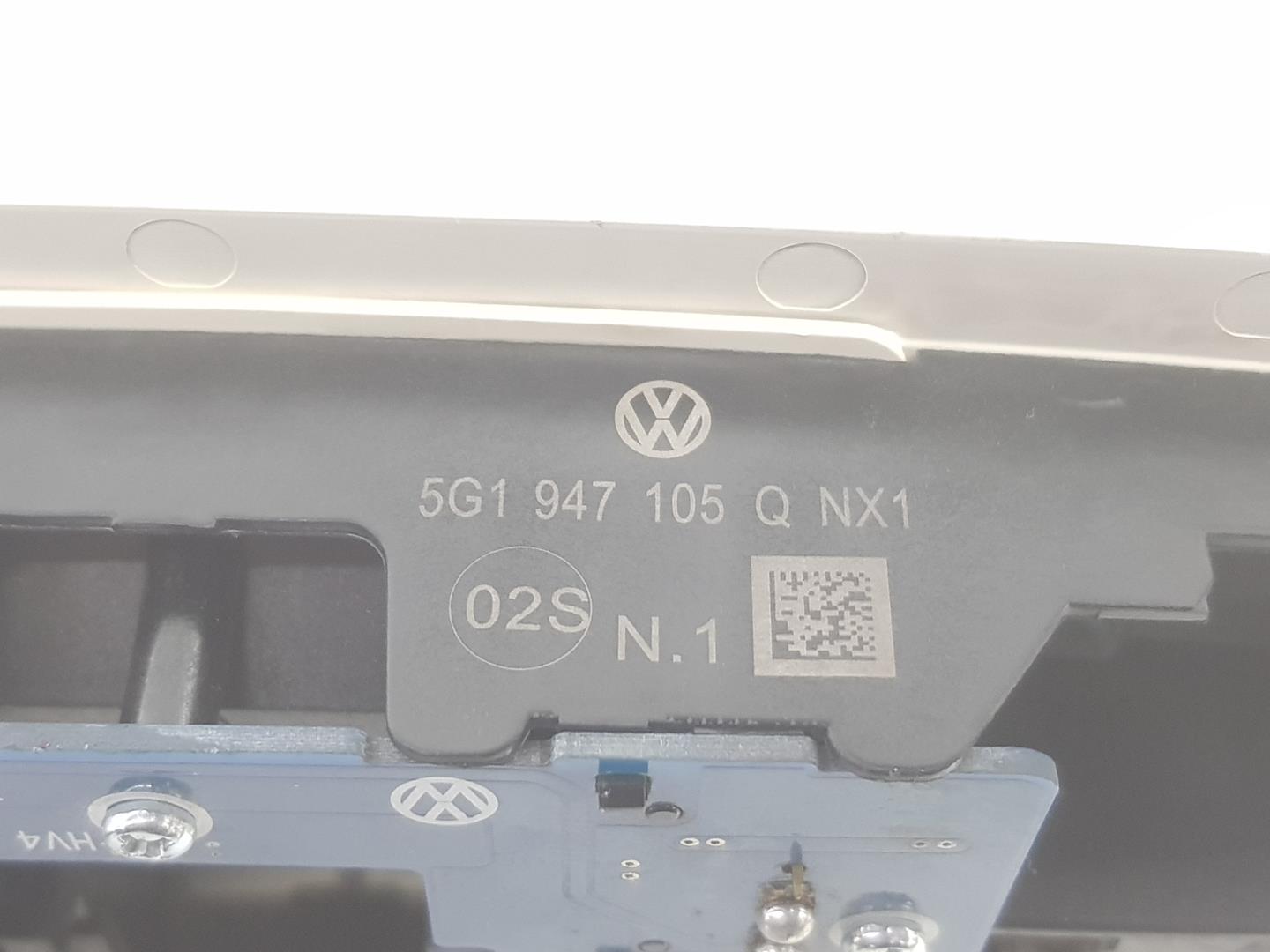 VOLKSWAGEN Passat B8 (2014-2023) Other Interior Parts 5G1947105Q, 5G1947105Q 19798011