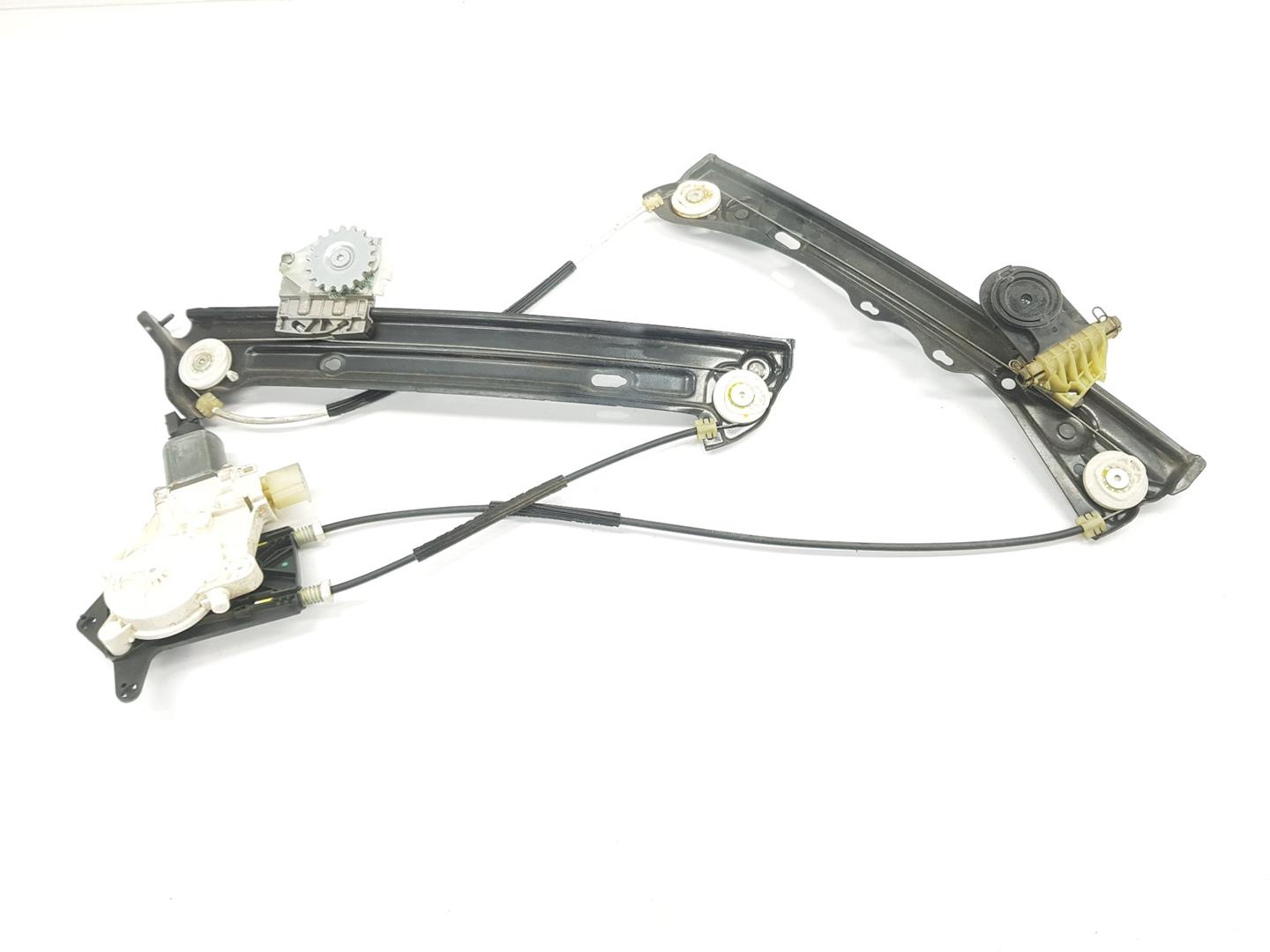 BMW 4 Series F32/F33/F36 (2013-2020) Front Right Door Window Regulator 51337365260 24231541