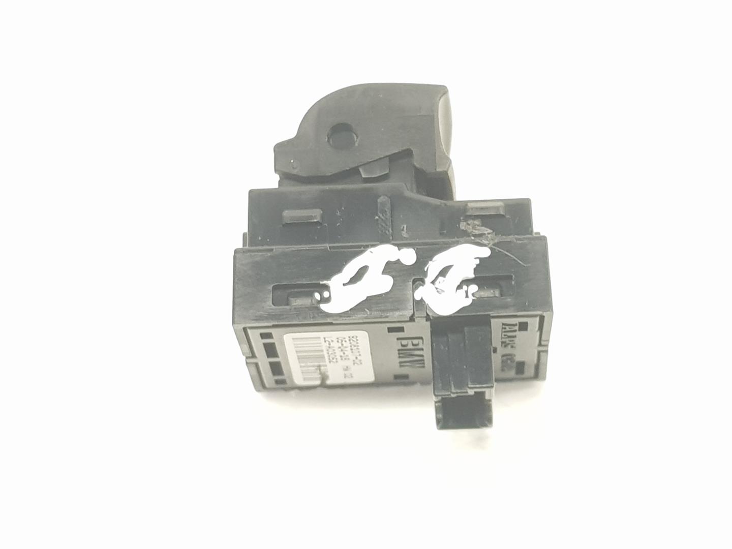 BMW 4 Series F32/F33/F36 (2013-2020) Front Right Door Window Switch 61319208107, 9208107 24208405