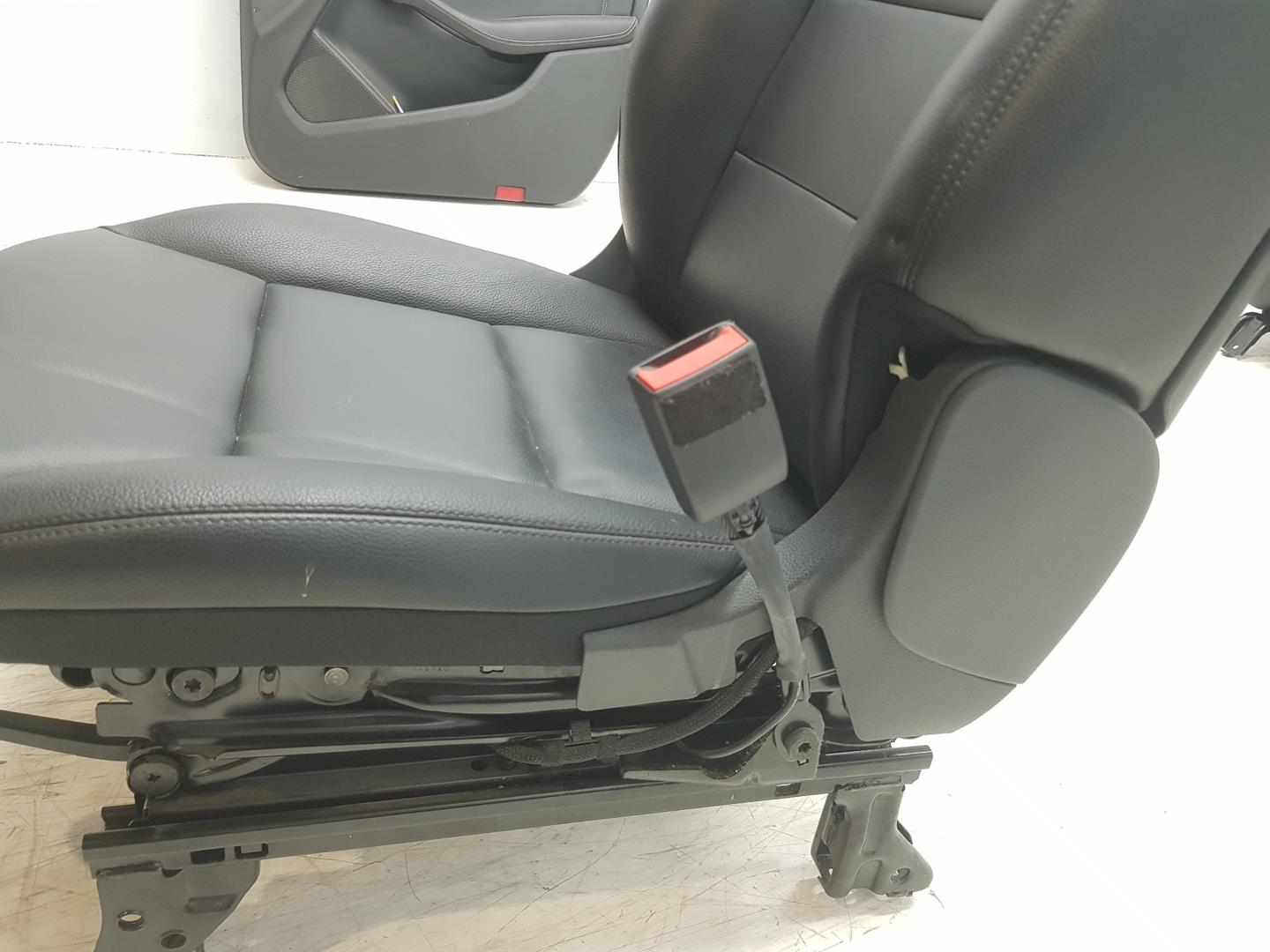 MERCEDES-BENZ B-Class W246 (2011-2020) Seats JUEGOASIENTOSENCUERO,ASIENTOSENCUERONEGRO,MANUALESYCONPANELES 19937698