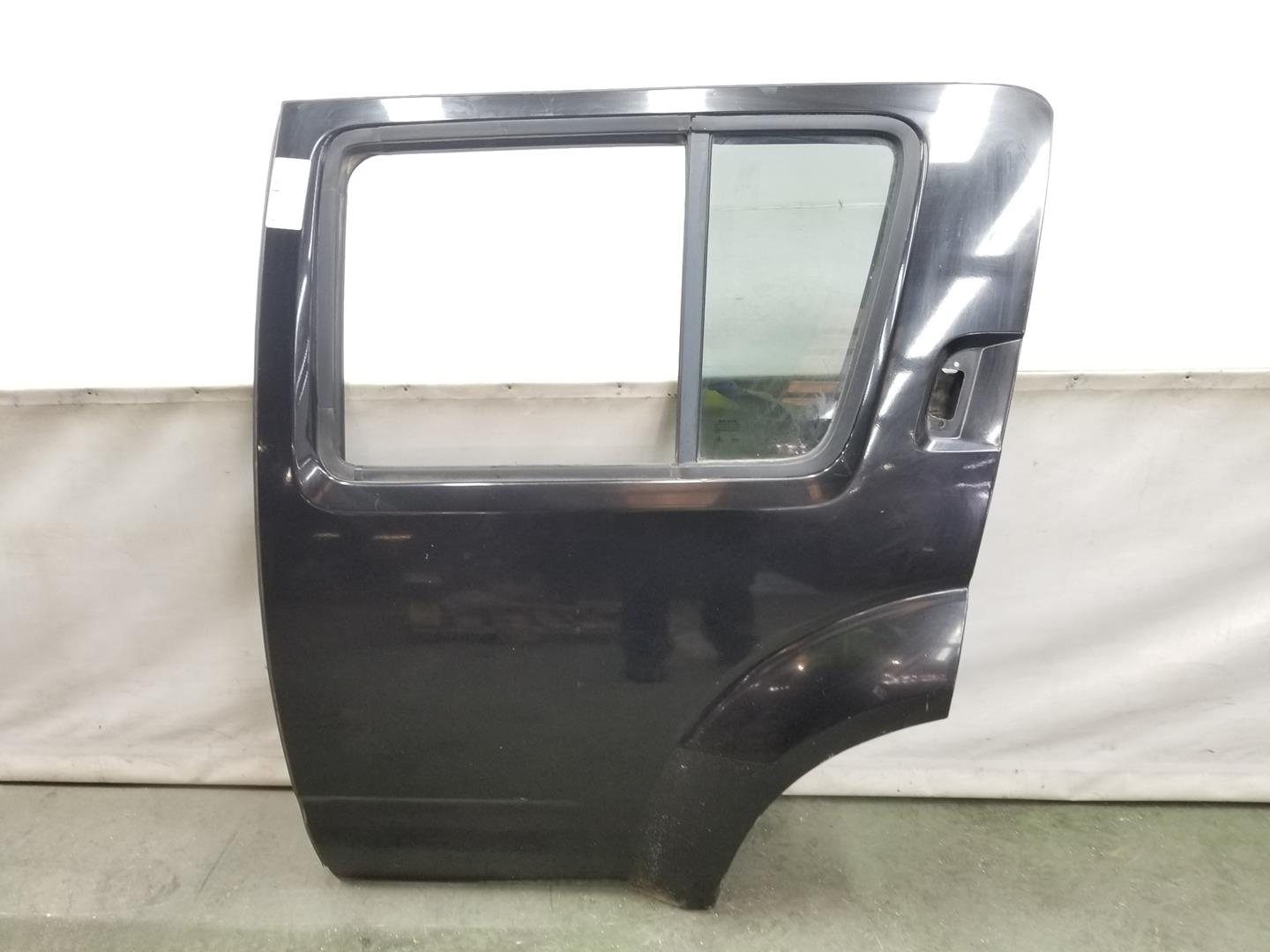 NISSAN Pathfinder R51 (2004-2014) Rear Left Door 82101EB330, 82101EB330 19634329