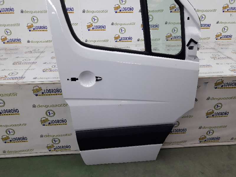 MERCEDES-BENZ Sprinter 2 generation (906) (2006-2018) Front Right Door BLANCA,A9067200105 19608860