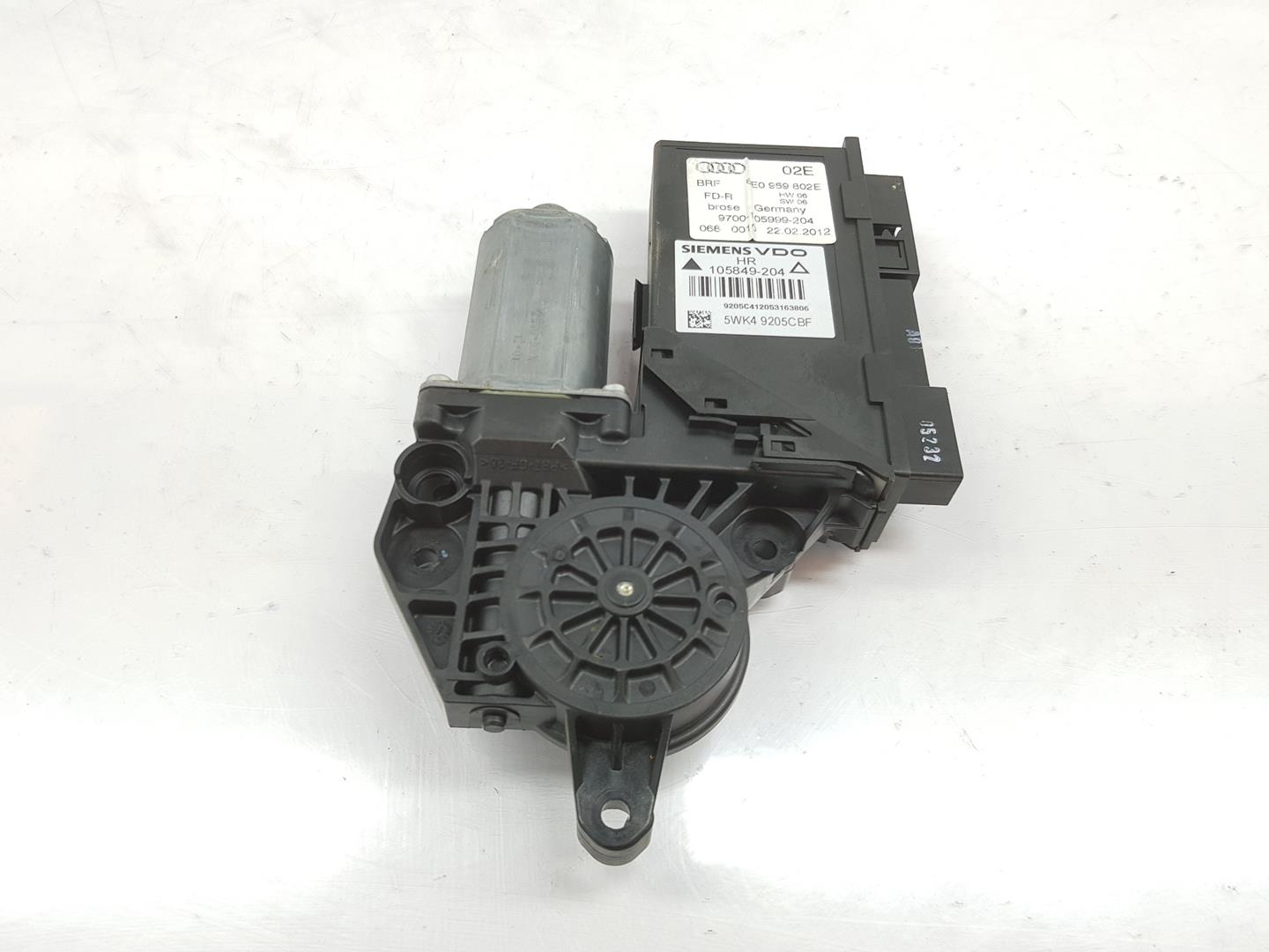 SEAT Exeo 1 generation (2009-2012) Rear Right Door Window Control Motor 8E0959802E,8E0959802E 19872263