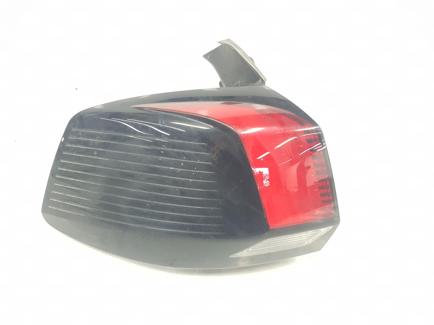 PEUGEOT Rear Left Taillight 9811028080, 9811028080 19897838