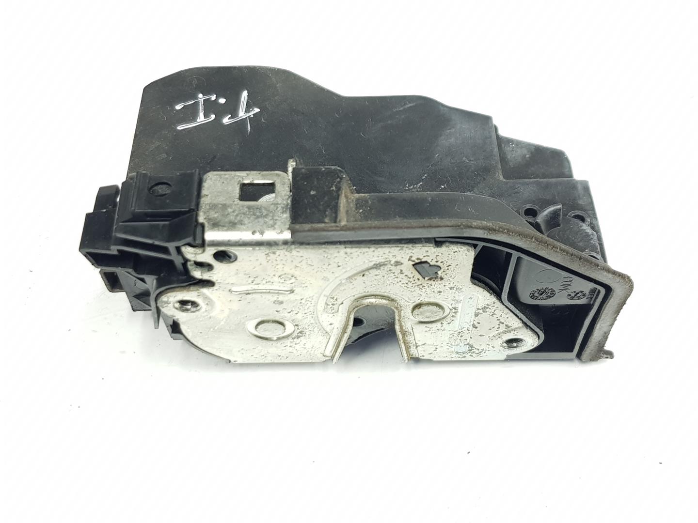 BMW 5 Series E60/E61 (2003-2010) Aizmugurējo kreiso durvju slēdzene 51227202147, 7202147 19835709