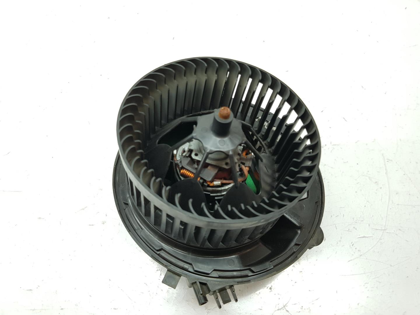 SEAT Leon 3 generation (2012-2020) Heater Blower Fan 5Q1819021B, 5Q1819021B 24145184