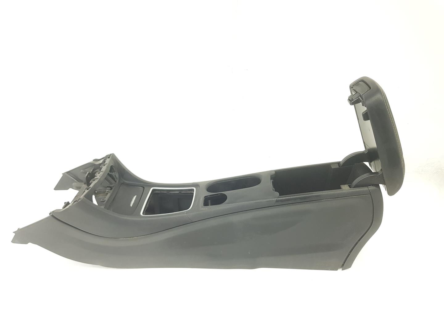 MERCEDES-BENZ A-Class W176 (2012-2018) Підлокітник A1766801250,A1766801350 24879342