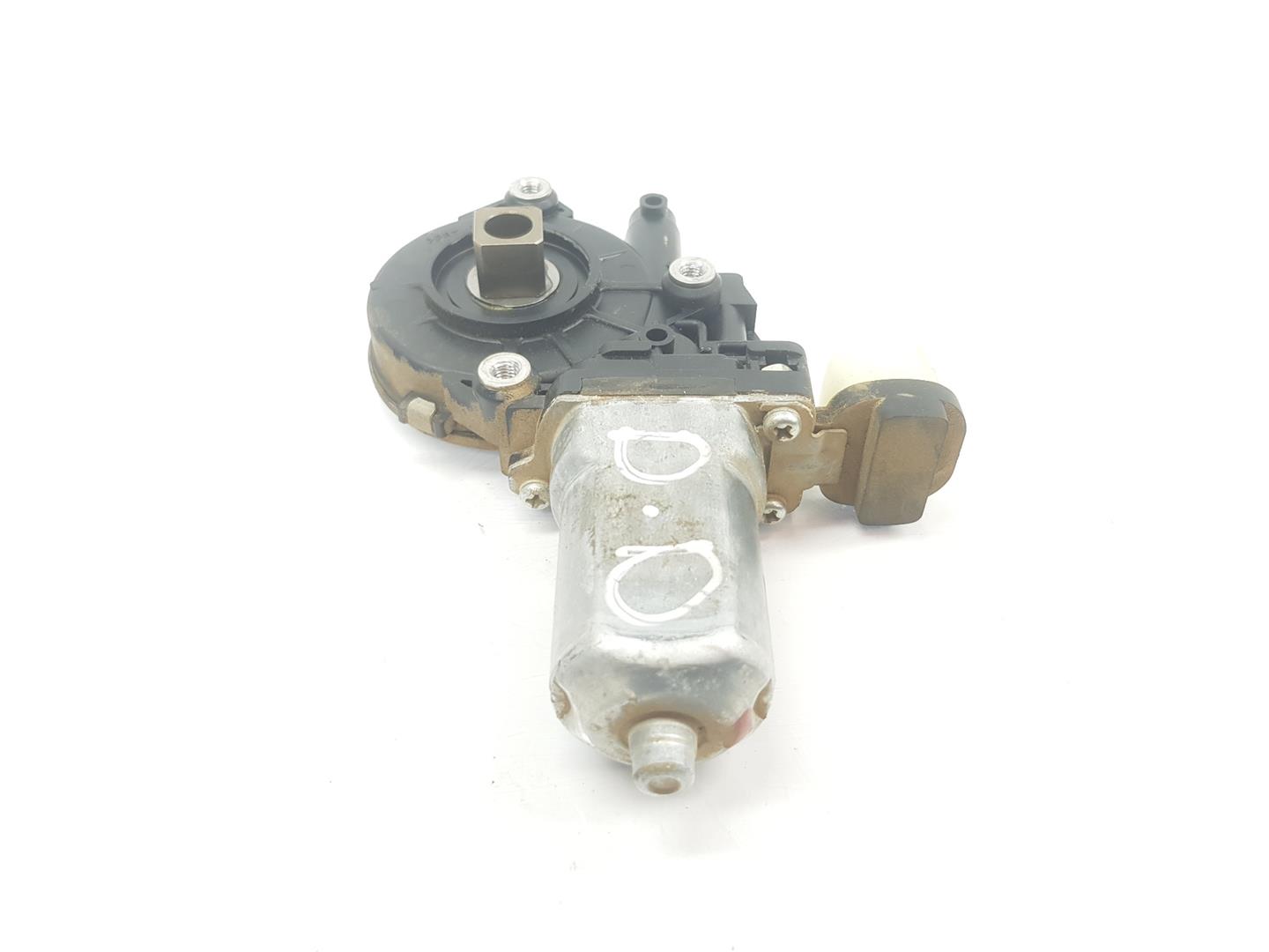 MITSUBISHI Pajero 3 generation (1999-2006) Moteur de commande de vitre de porte avant droite MR989947, MR989947 20362602