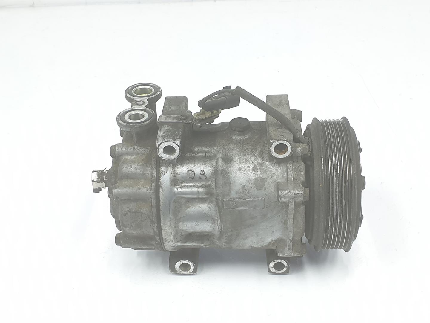 RENAULT Fiesta 5 generation (2001-2010) Hасос кондиционера 1334194, 5S6119D629AA 19849181