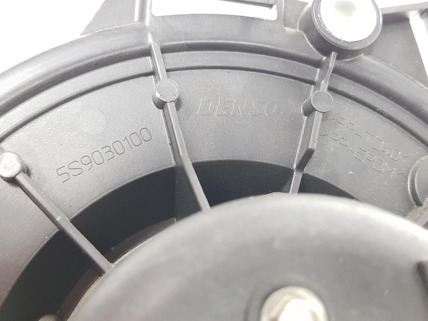 IVECO Daily 6 generation (2014-2019) Нагревательный вентиляторный моторчик салона 5S9030100, 42569366 24251501
