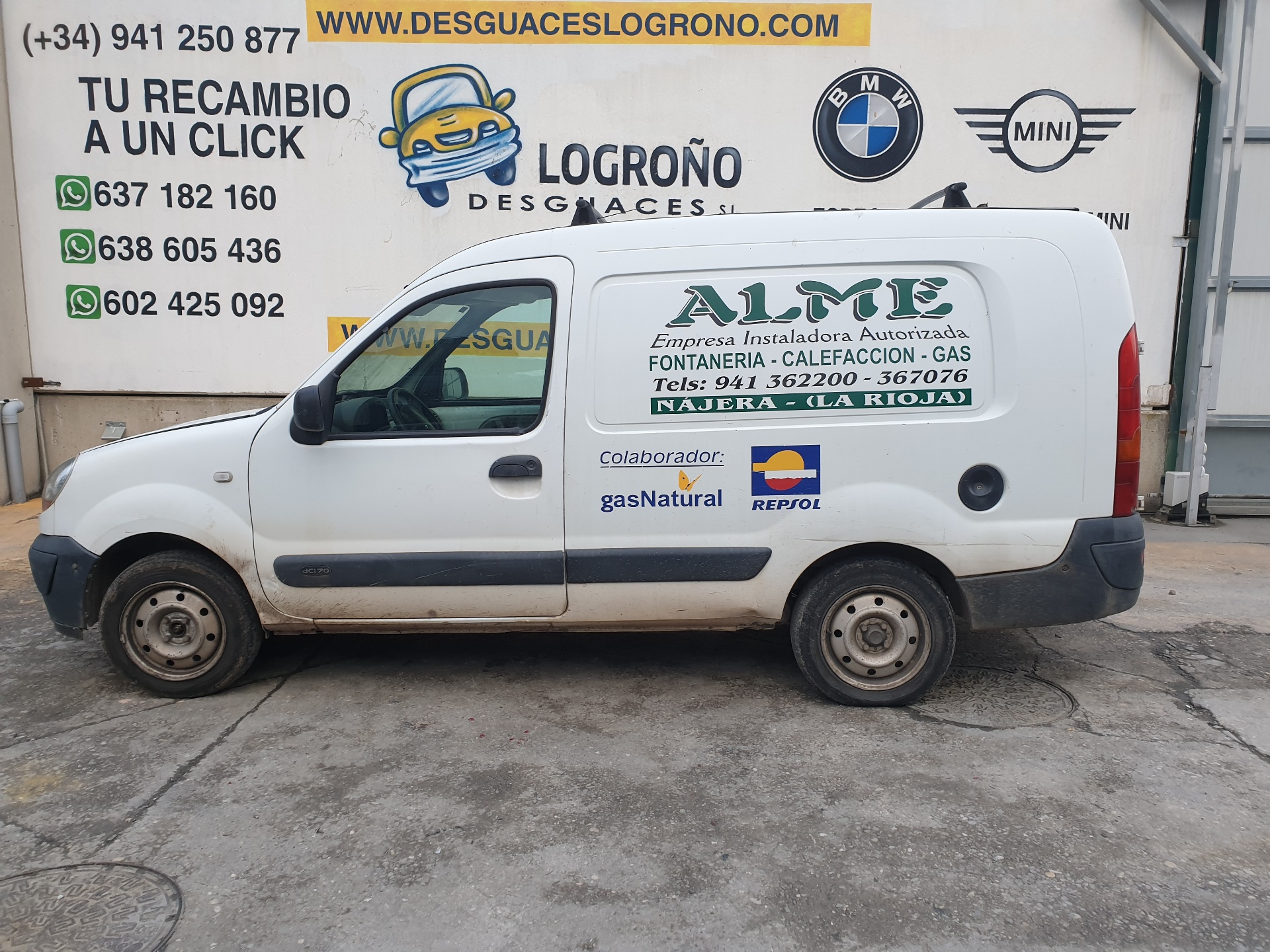 RENAULT Kangoo 1 generation (1998-2009) Priekšējo labo durvju logu pacelšanas motorīts 8200188551,8200188551 24238628