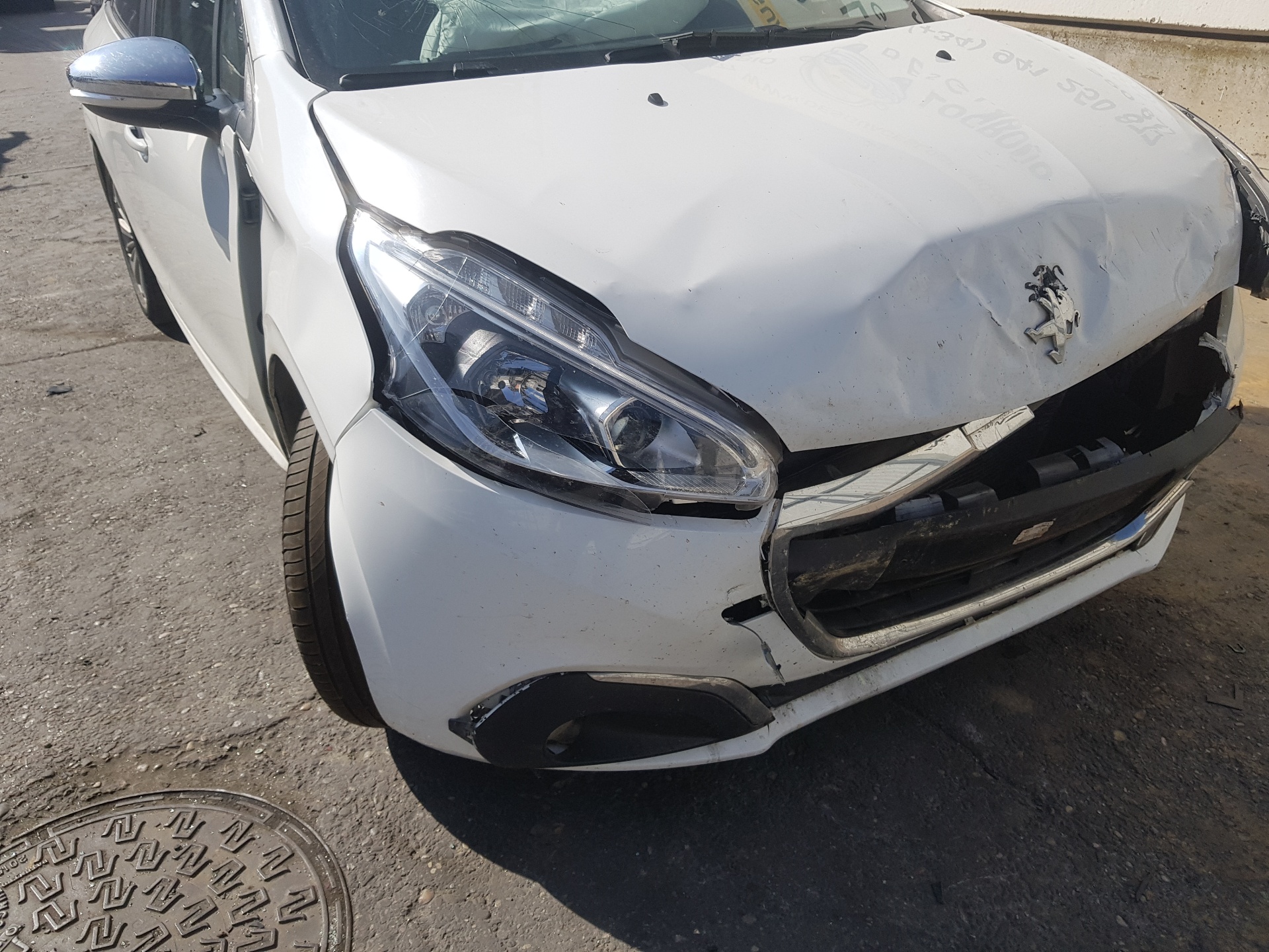 PEUGEOT 208 Peugeot 208 (2012-2015) Стеклоподъемник передней левой двери 9816402180,9816402180 27258643