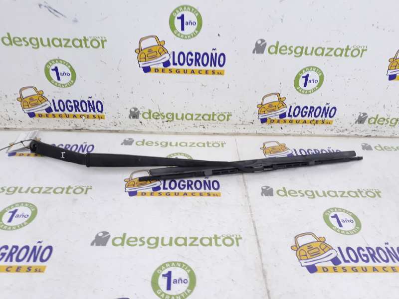 NISSAN X-Trail T30 (2001-2007) Front Wiper Arms 288818H900, 28881-8H900 19633996