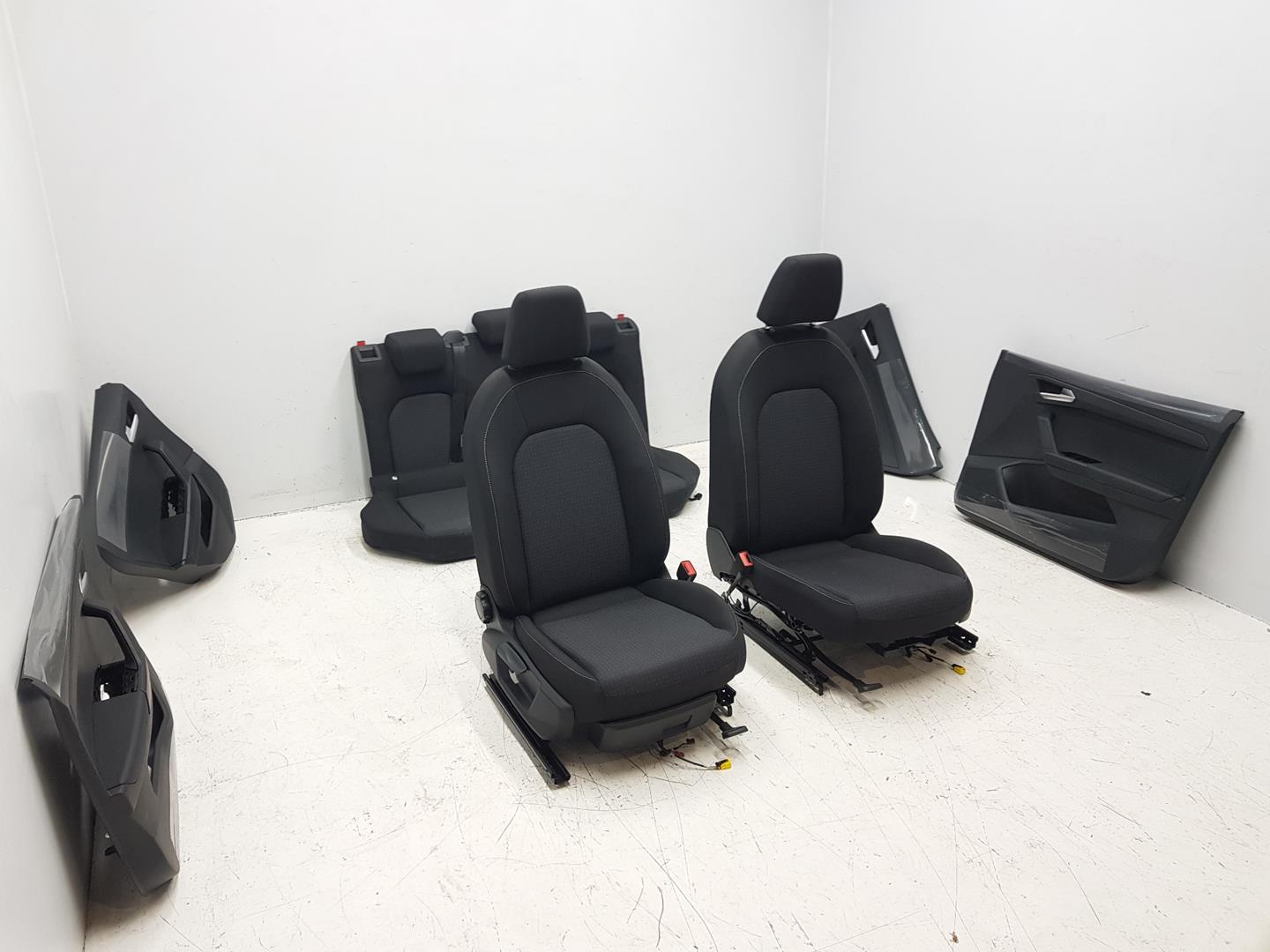 SEAT Arona 1 generation (2017-2024) Sėdynės ENTELA, MANUAL, CONPANELES 24212965