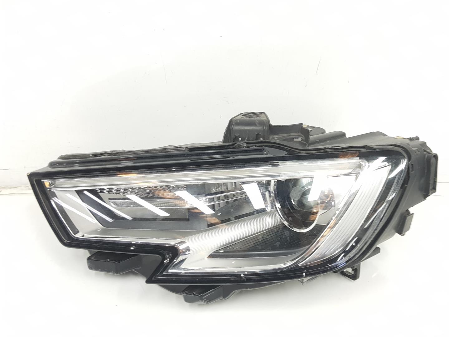 AUDI A3 8V (2012-2020) Front Left Headlight 8V0941005E,LED 25358014