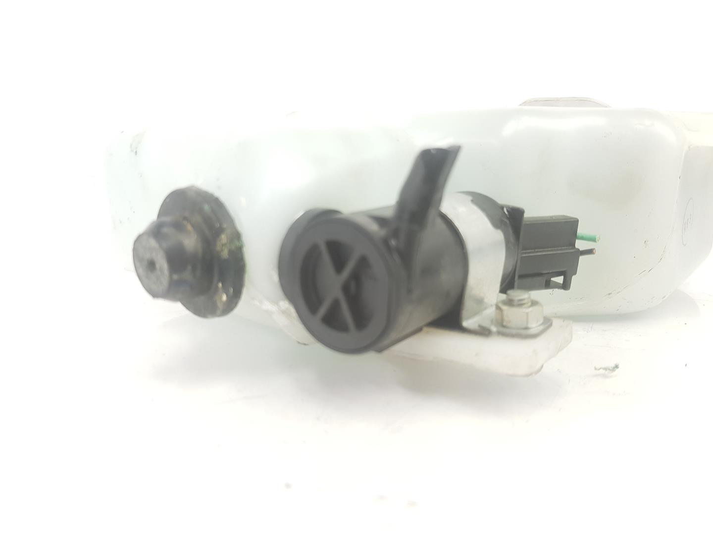 MITSUBISHI Pajero 3 generation (1999-2006) Window Washer Tank MB628750, MB628750 20353684