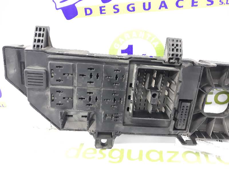 OPEL Vectra C (2002-2005) Блок предохранителей 1318198, 13168781 19588058