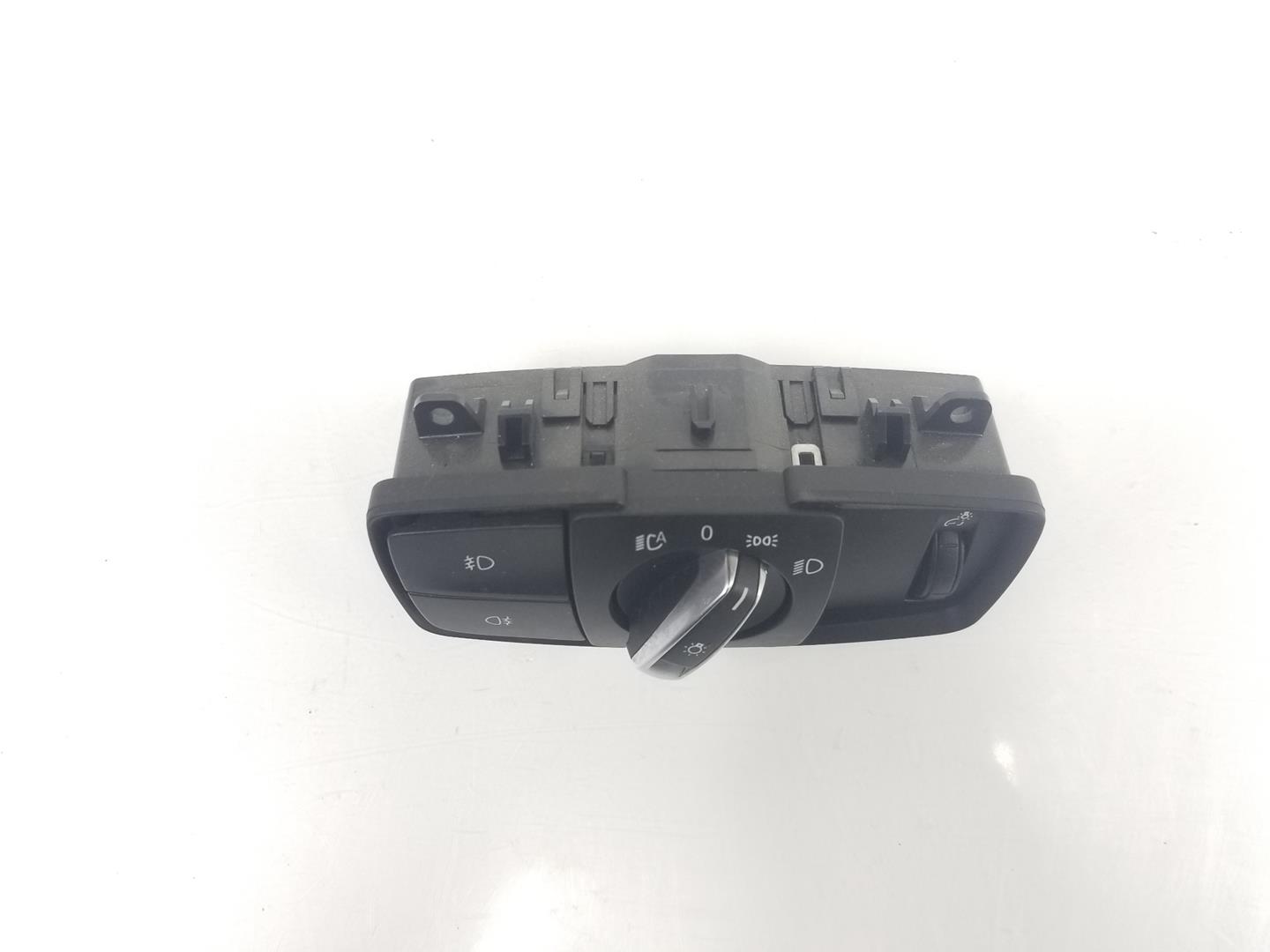 BMW 1 Series F20/F21 (2011-2020) Headlight Switch Control Unit 61319265303, 9265303 19899347