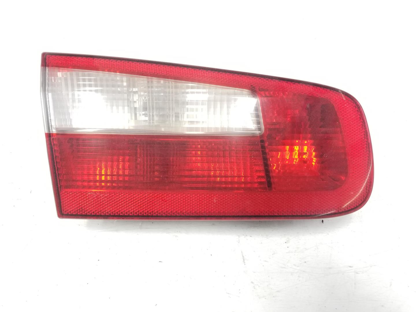 RENAULT Rear Left Taillight 8200002475,8200002475 24123168