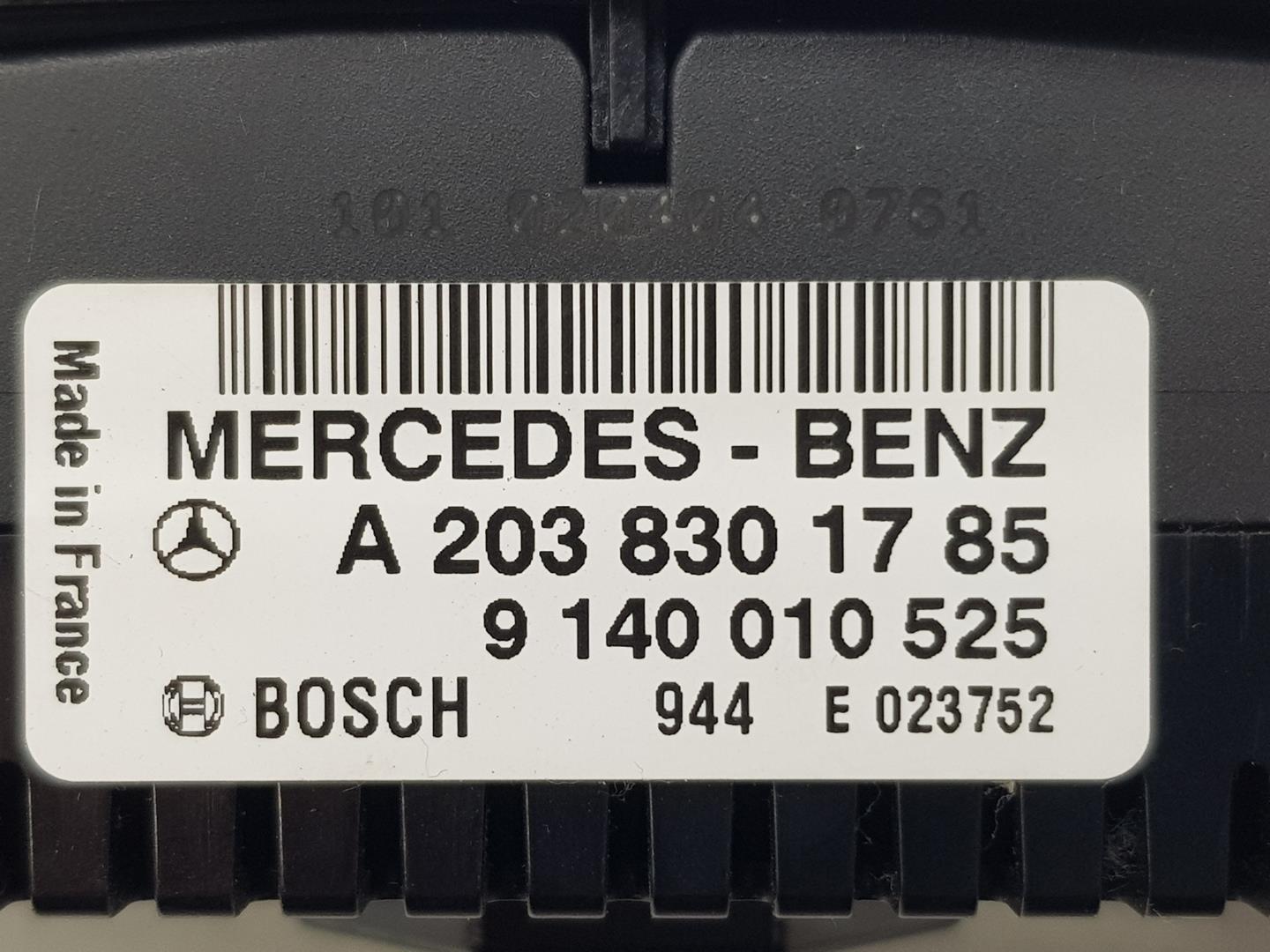 MERCEDES-BENZ C-Class W203/S203/CL203 (2000-2008) Klimato kontrolės (klimos) valdymas A2038301785, A2038301785 20610507