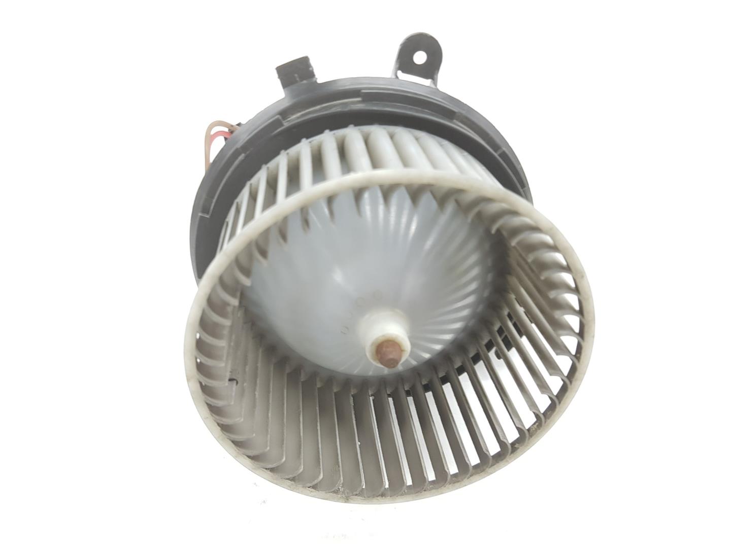 MERCEDES-BENZ E-Class W212/S212/C207/A207 (2009-2016) Motor încălzitor interior A2128200708, A2128200708 19825902