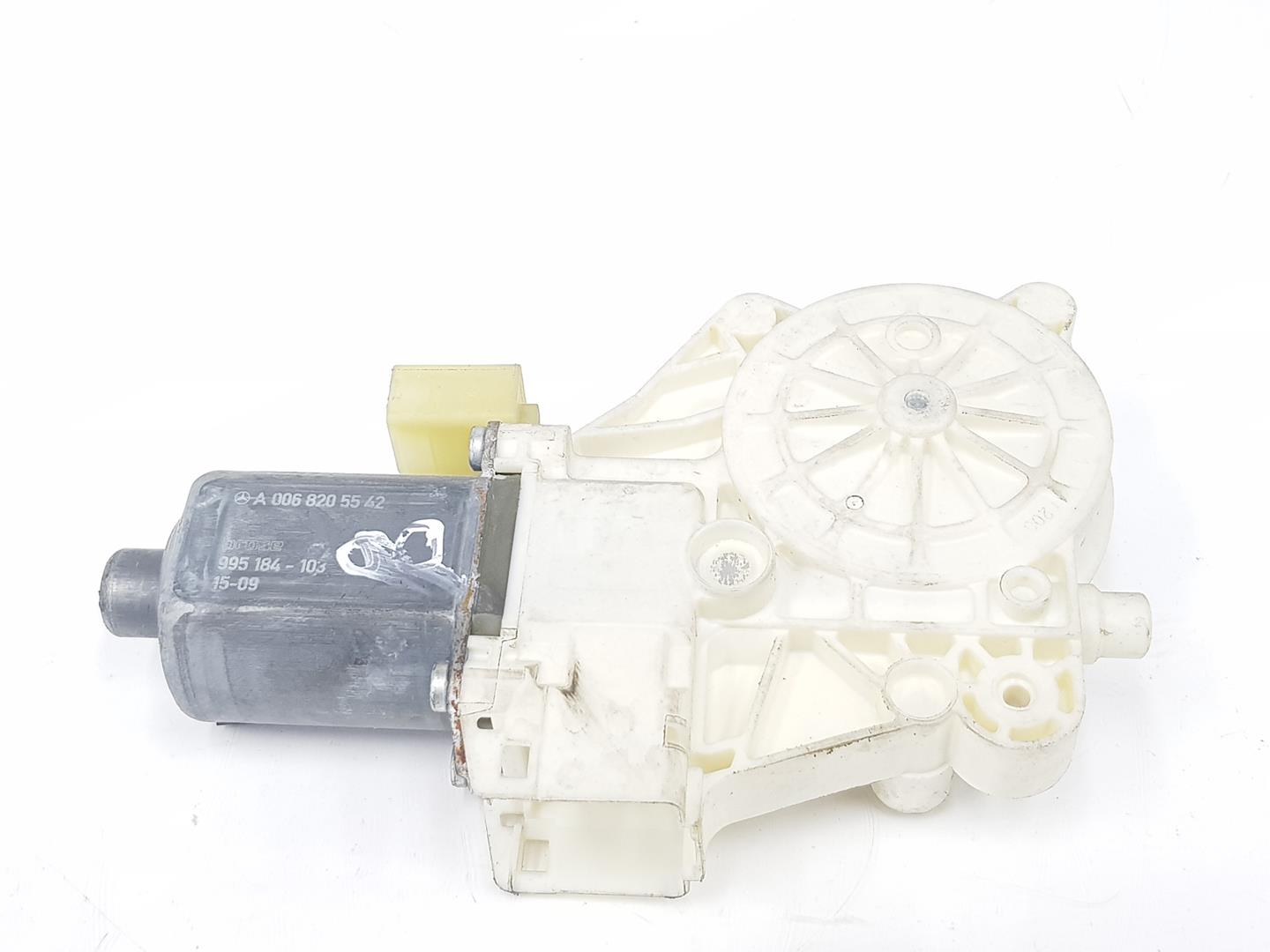 VOLKSWAGEN Crafter 1 generation (2006-2016) Front Right Door Window Control Motor A0068205542, 2E0959801 24252644