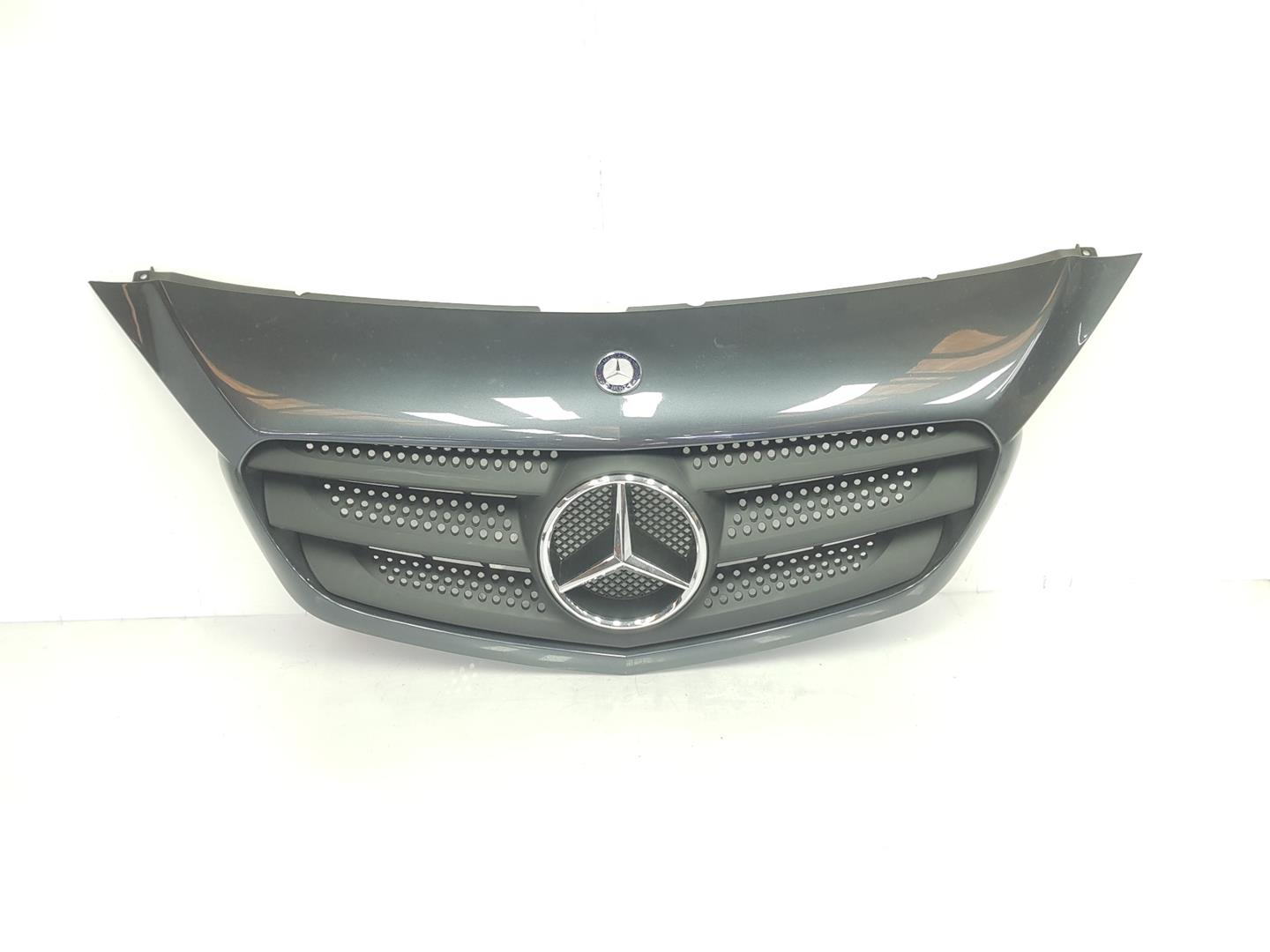 MERCEDES-BENZ Citan W415 (2012-2021) Решетка радиатора A4158880023, 623100373R, COLORNEGRO2222DL 19824664