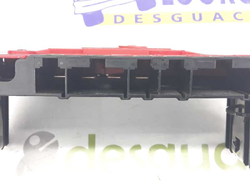 BMW 1 Series E81/E82/E87/E88 (2004-2013) Fuse Box 61146942912, 61146971370 19588553