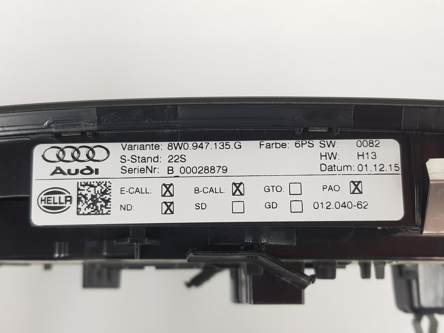 AUDI A4 B9/8W (2015-2024) Други интериорни части 8W0947135G,8W0947135G 24241583