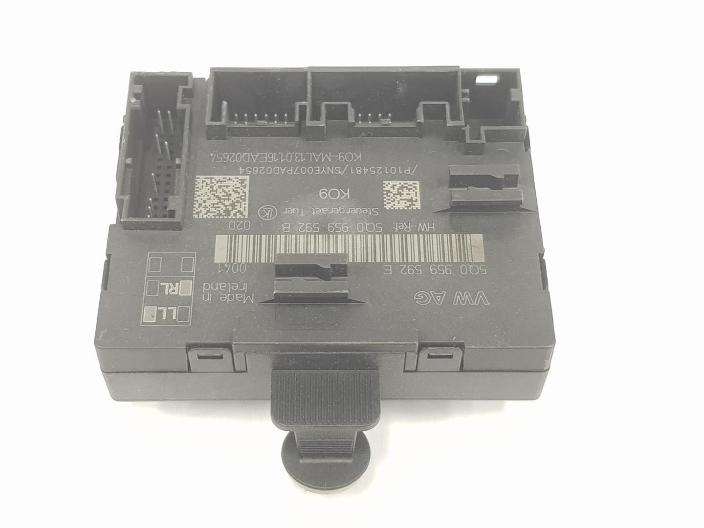 VOLKSWAGEN Variant VII TDI (2014-2024) Other Control Units 5Q0959592E, 5Q0959592B 19792543