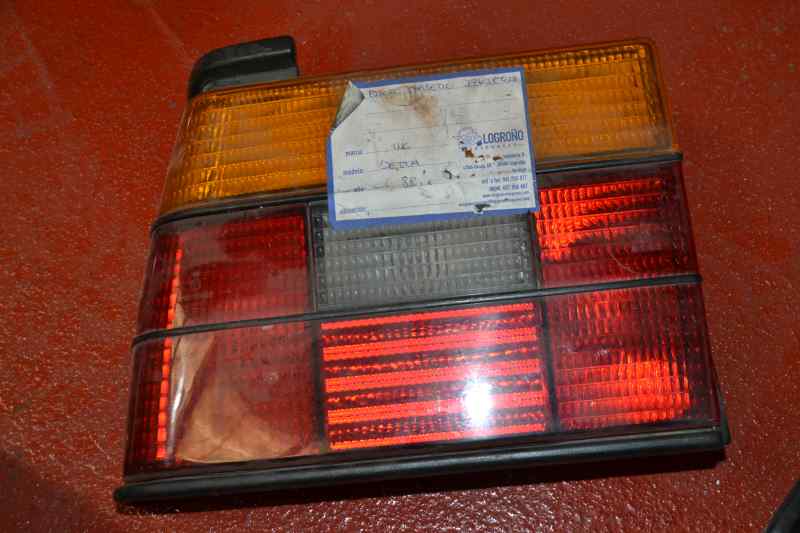 VOLKSWAGEN Jetta 2 generation (1984-1992) Bal hátsó lámpa 166945111, 4PUERTAS 19873276