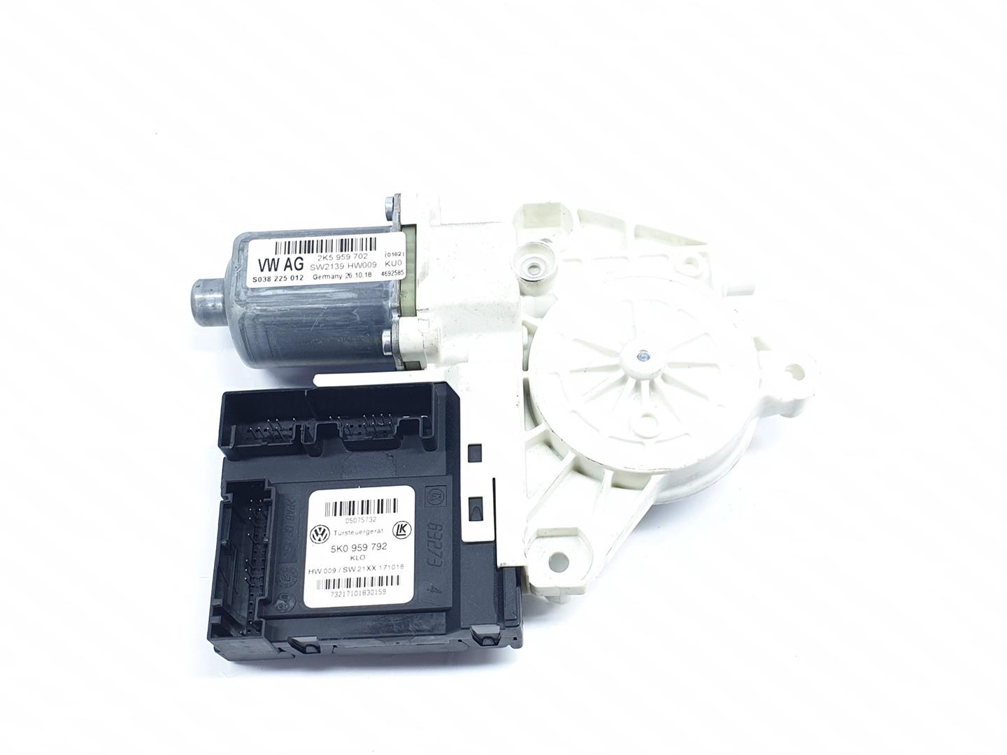 VOLKSWAGEN Caddy 4 generation (2015-2020) Front Right Door Window Control Motor 2K5959702A, 2K5959702A 24236788