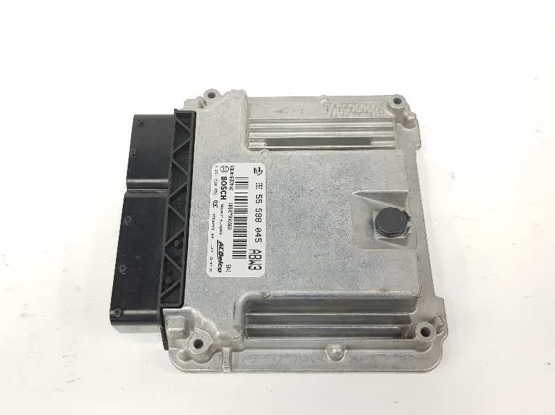 OPEL Astra J (2009-2020) Unitate de control motor 55598045, 0281030852, 555794471247163 19748507