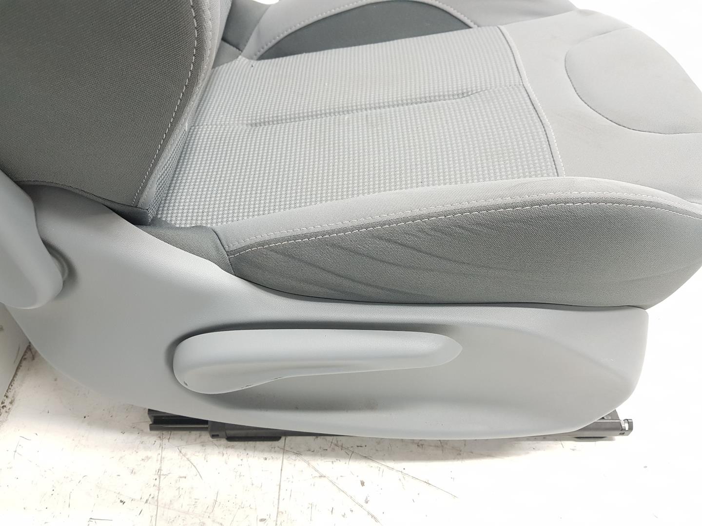 PEUGEOT 208 Peugeot 208 (2012-2015) Seats ENTELA, MANUALES, CONPANELES 24550751