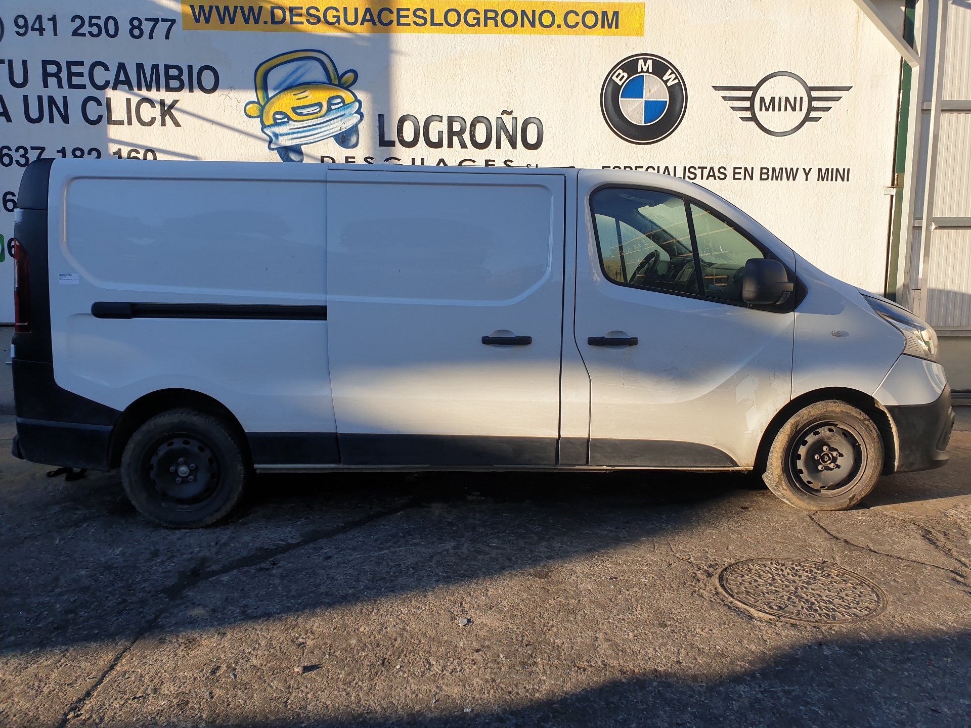 RENAULT Trafic 2 generation (2001-2015) Radiatora reste 623108673R,623108673R 24238886