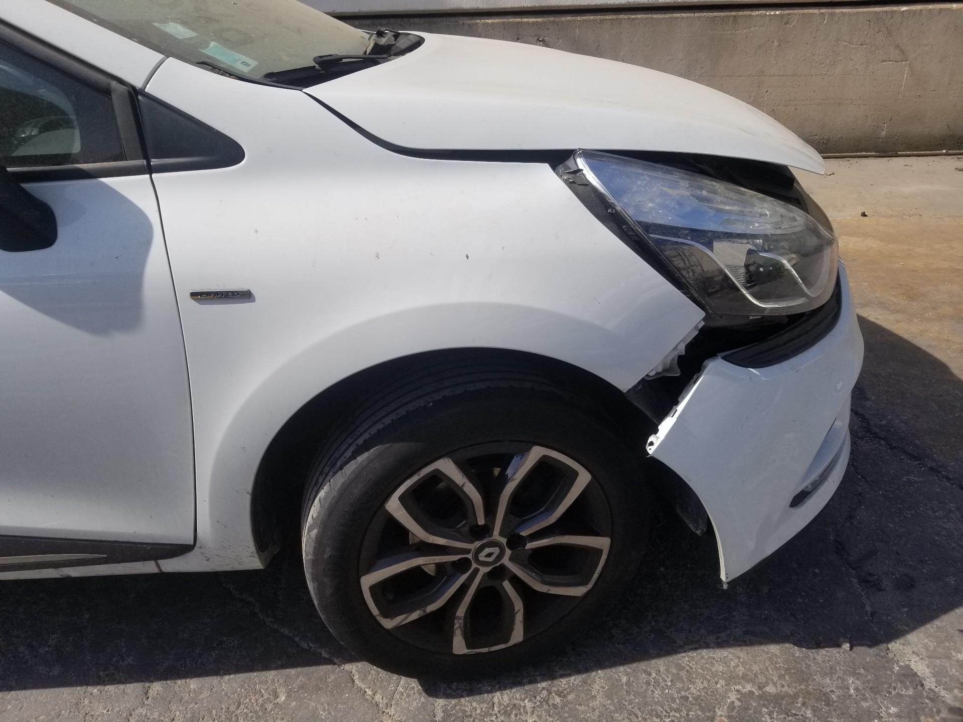 RENAULT Captur 1 generation (2013-2019) Передня ліва рука 8200041166,545050399R 24247305