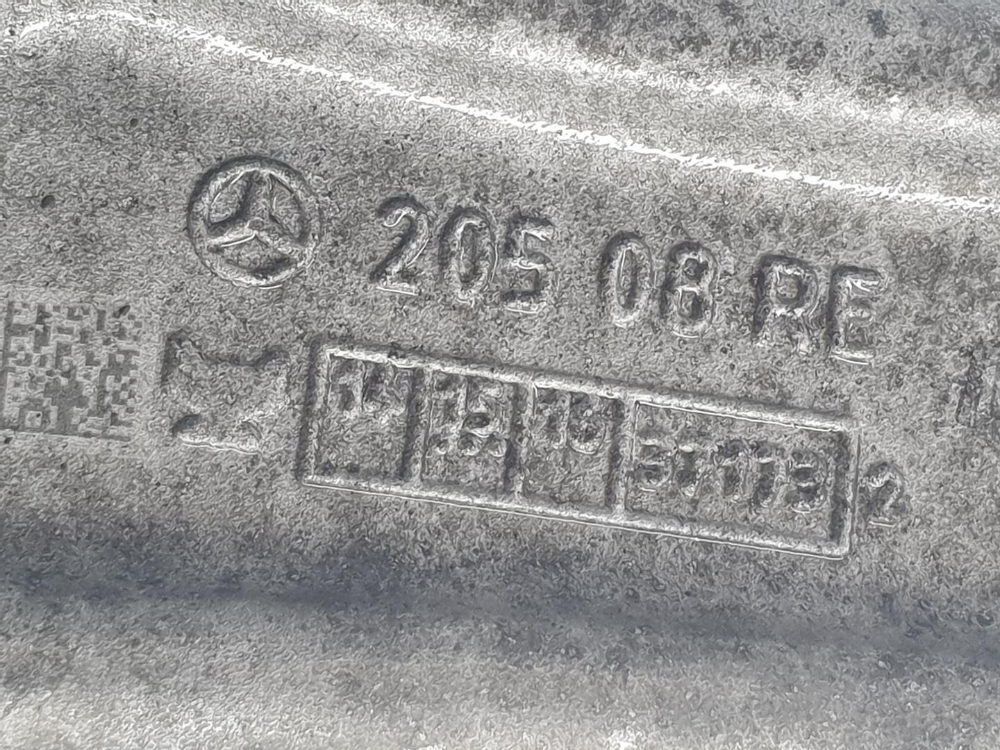 MERCEDES-BENZ C-Class W205/S205/C205 (2014-2023) Μπροστινός δεξιός επάνω βραχίονας ελέγχου A2053302007,A2053302007 23093554