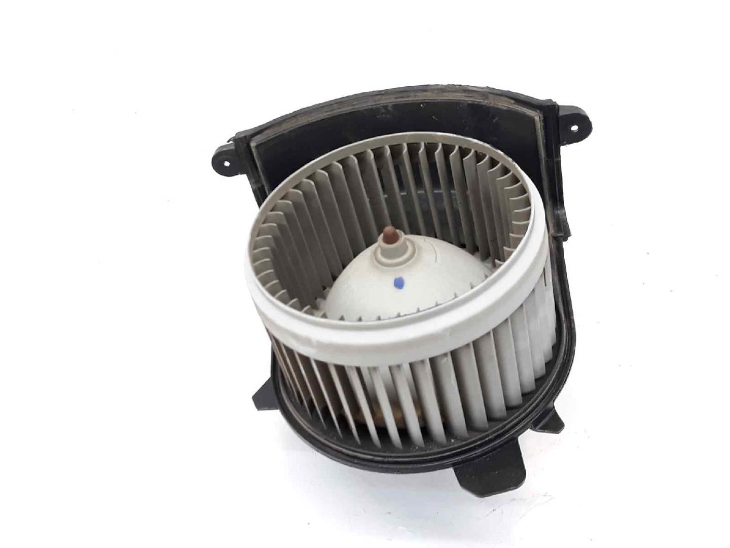 RENAULT Master 3 generation (2010-2023) Heater Blower Fan 7701068976, 173830100 24073832