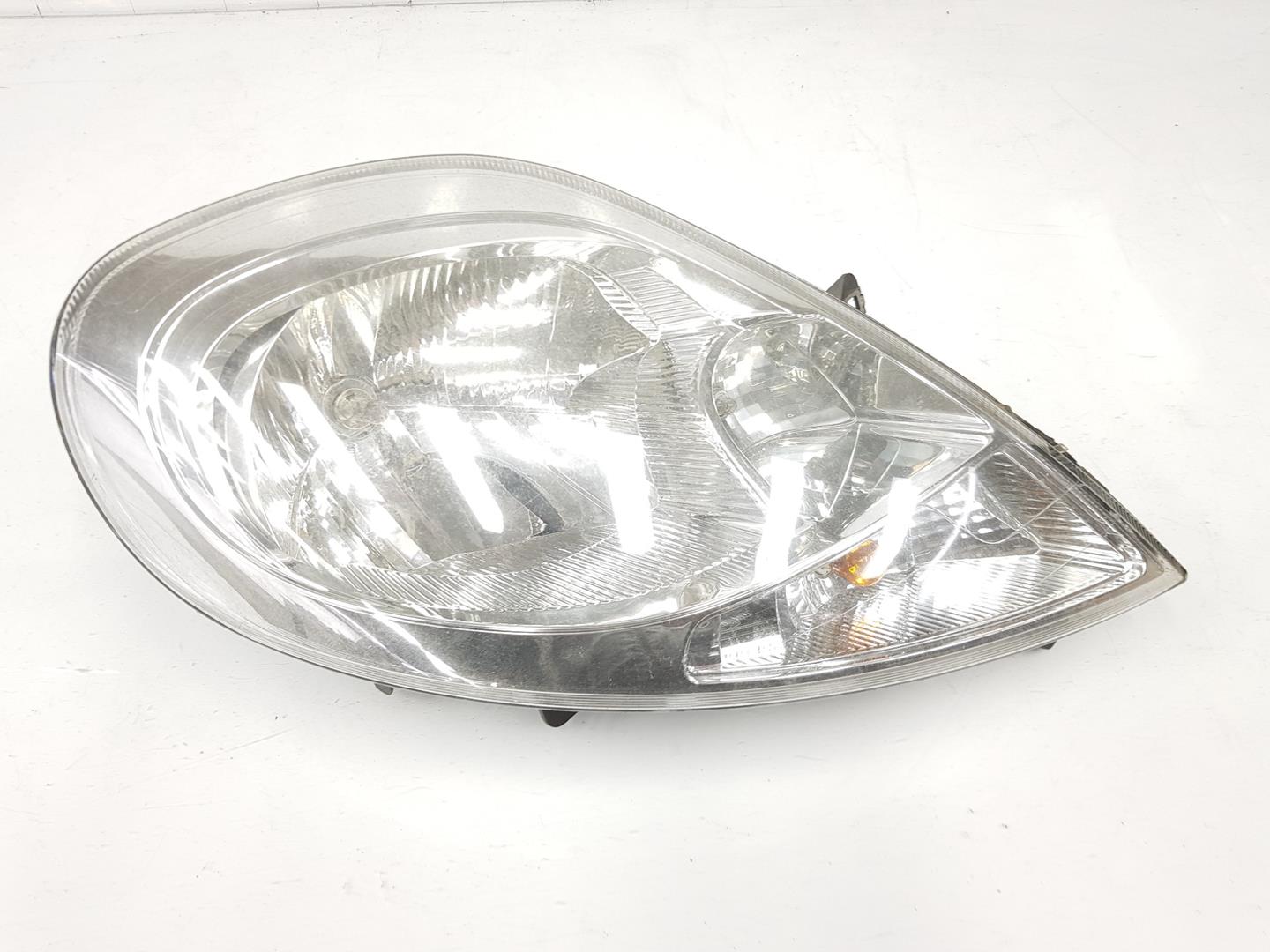 RENAULT Trafic 2 generation (2001-2015) Front Right Headlight 8200701356, 8200701356 19862633