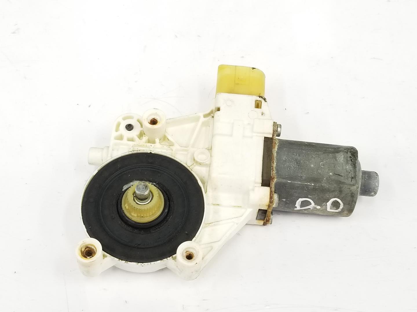 BMW 3 Series E90/E91/E92/E93 (2004-2013) Front Right Door Window Control Motor 67626927028,6927028 19935151