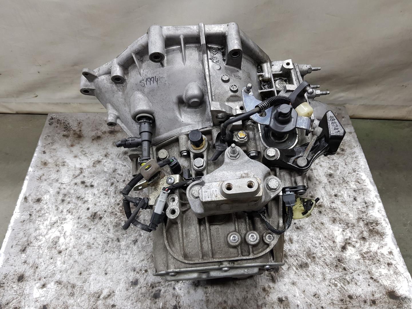 PEUGEOT 3008 2 generation (2017-2023) Gearbox 20MB50, 9819585480 24869926