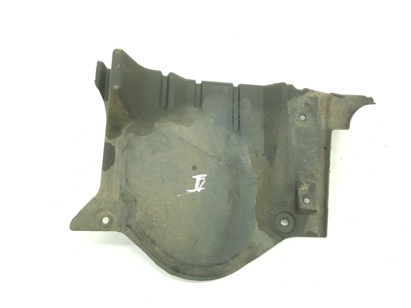 Cubre carter 4B11 5379A085 de Mitsubishi Lancer berlina 2007-2012 295 CV con 176722 km - pieza usada
