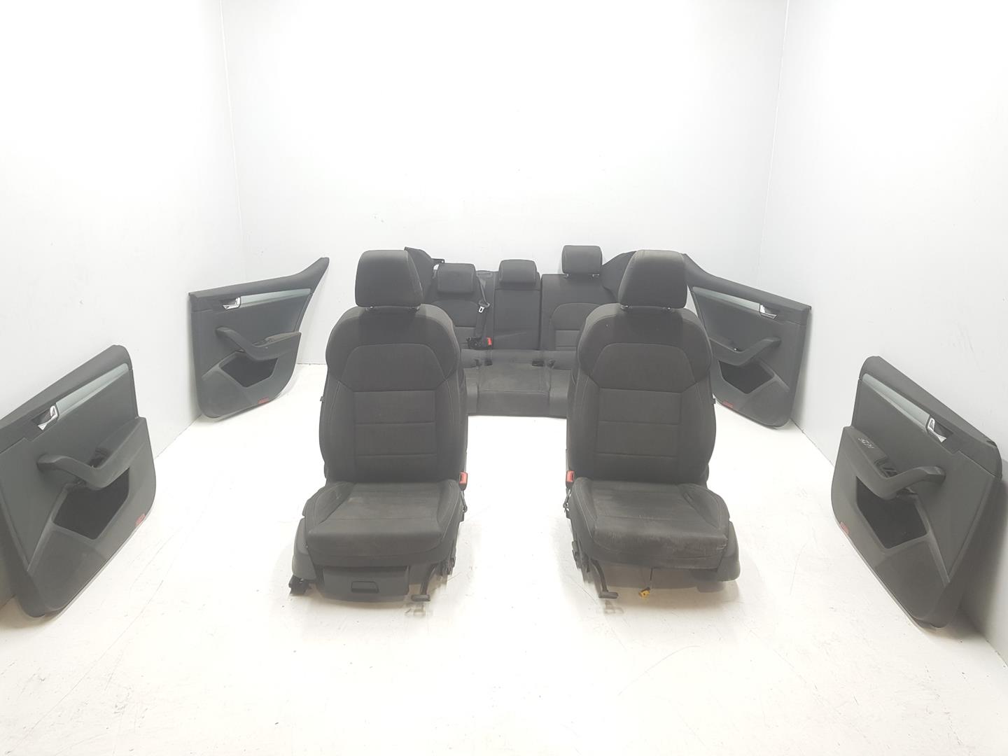 SKODA Superb 3 generation (2015-2023) Seats ENTELA, MANUALES, CONPANELES 24229217