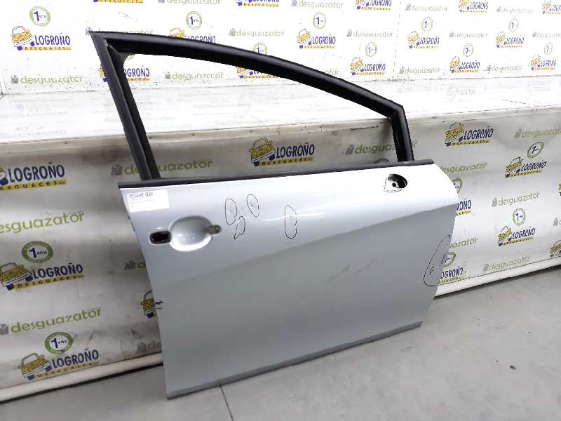 SEAT Leon 2 generation (2005-2012) Front Right Door 1P0831056A, 1P0831056A 19615767