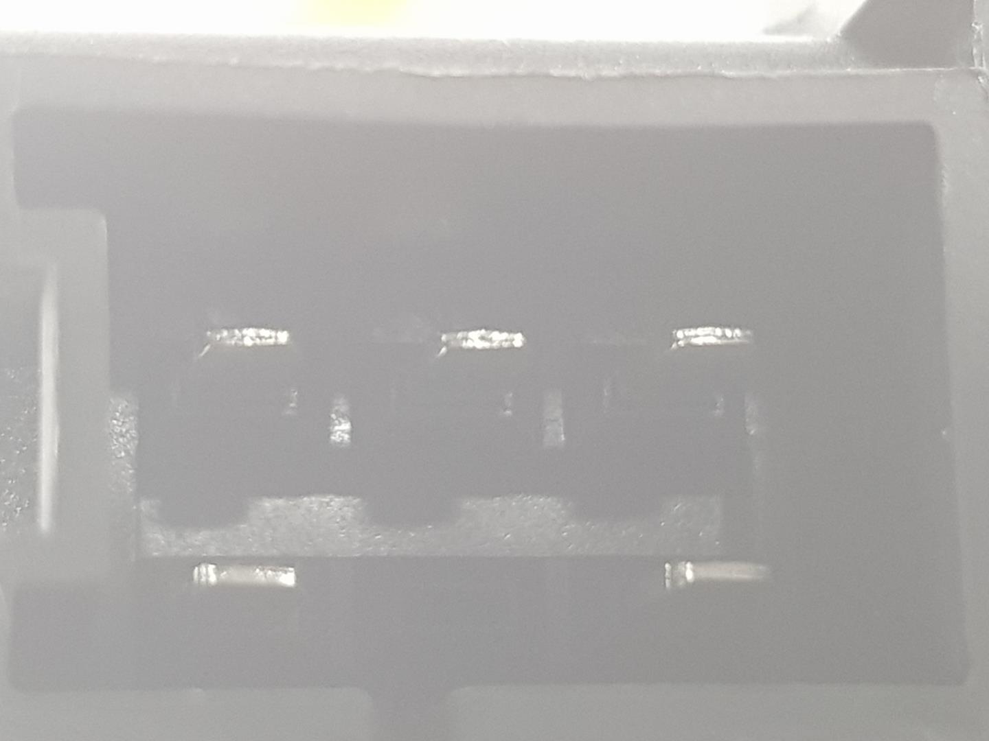 MERCEDES-BENZ GLC 253 (2015-2019) Galinių kairių durų stiklo pakelėjo varikliukas A2139060502, A2139060502 24148258