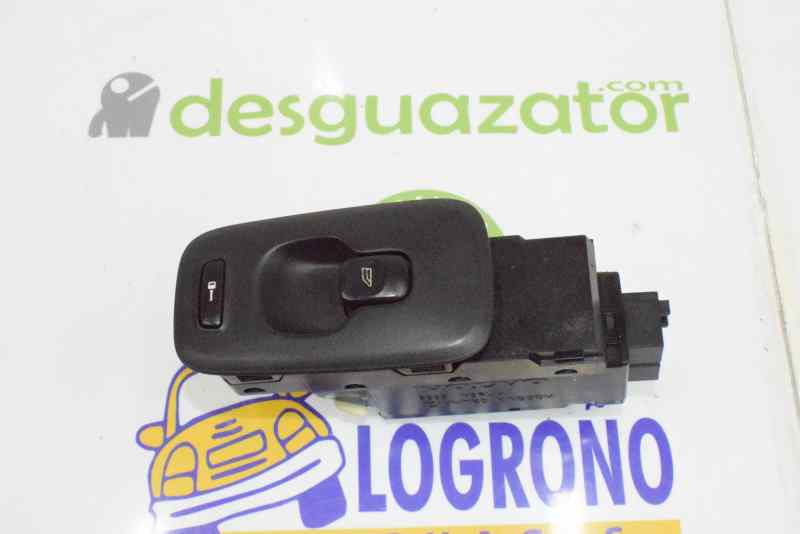 VOLVO XC90 1 generation (2002-2014) Commutateur de vitre de porte avant droite 30658147, 30746075 19561714